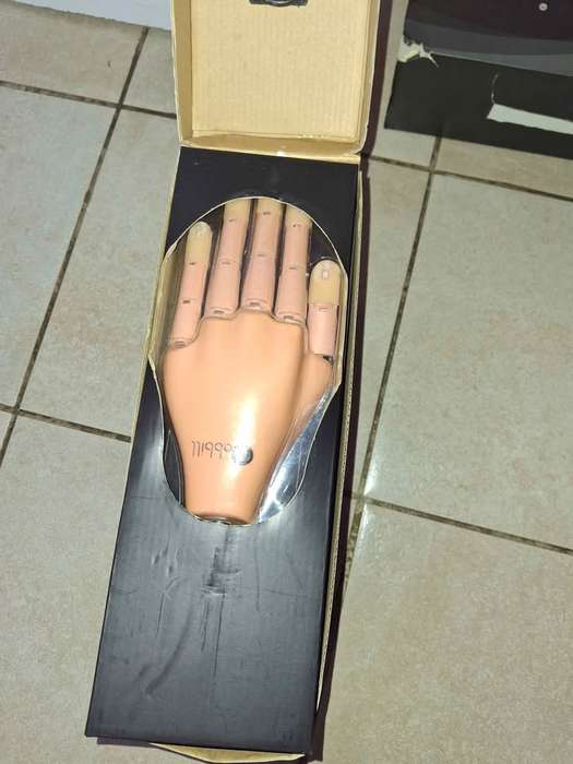 Habbill Nail Trainer, Nail Practice Hand