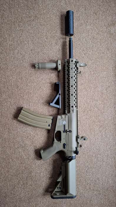 Lancer Tactical Gen 2 Airsoft gun