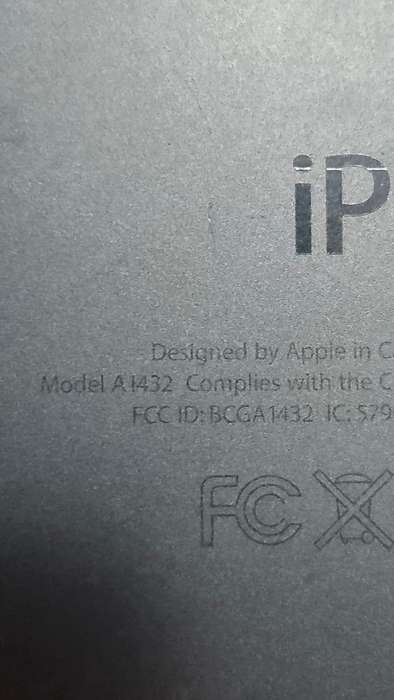 Apple Ipad Mini 1st Gen A1432 (Please Read description)