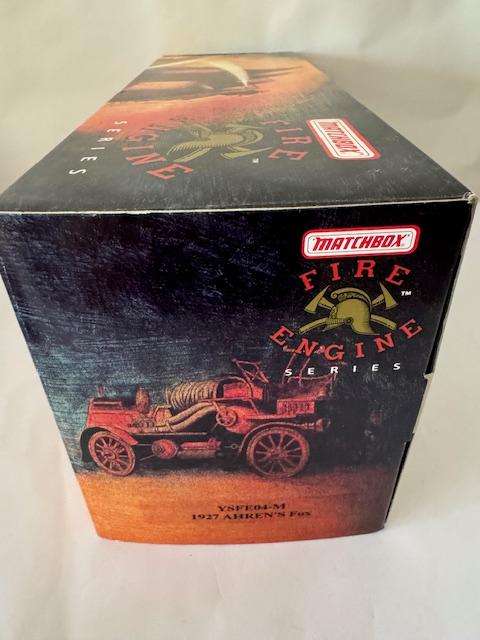Matchbox MOYY YSFE04-M - Fire Engine Series