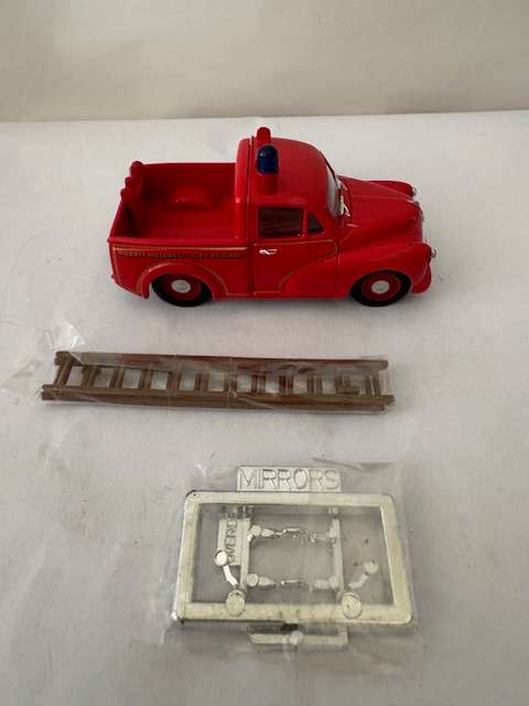 Corgi - Classics - Morris Minor Pick Up