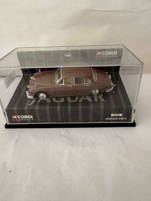 Corgi Classics 01802 - Jaguar MKII