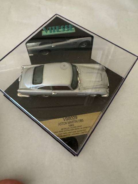 Vitesse V98029 - 1963 Aston Martin DB5