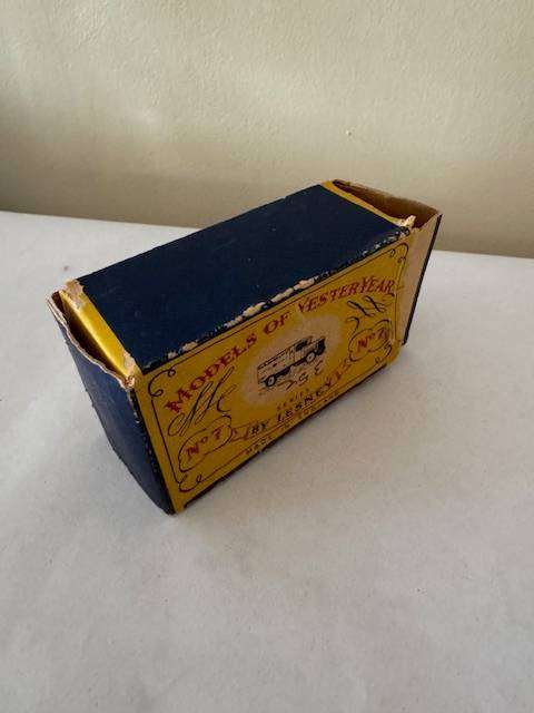 Matchbox Lesney No. 7 - Leyland 4 Ton Van