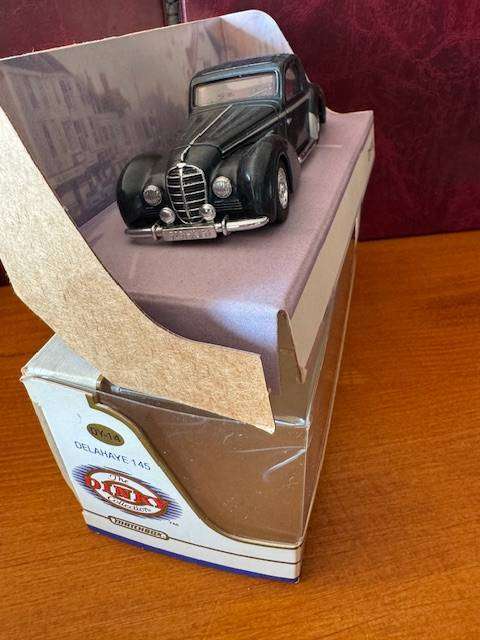 Dinky Collection - DY14 - Delahaye 145 - dark blue