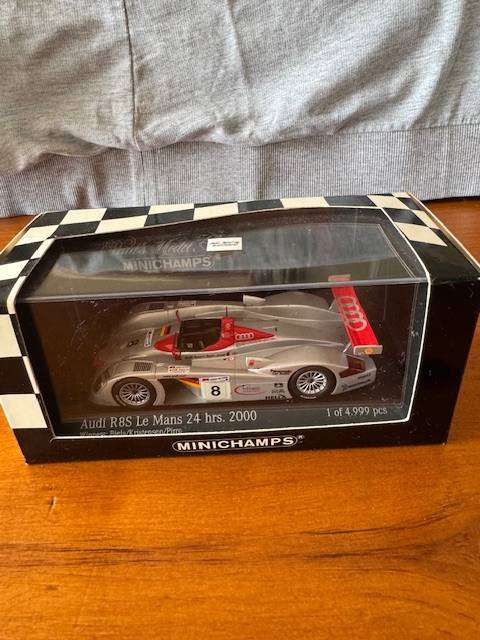 Minichamps - Audi R8S Le Mans 24hrs 2000