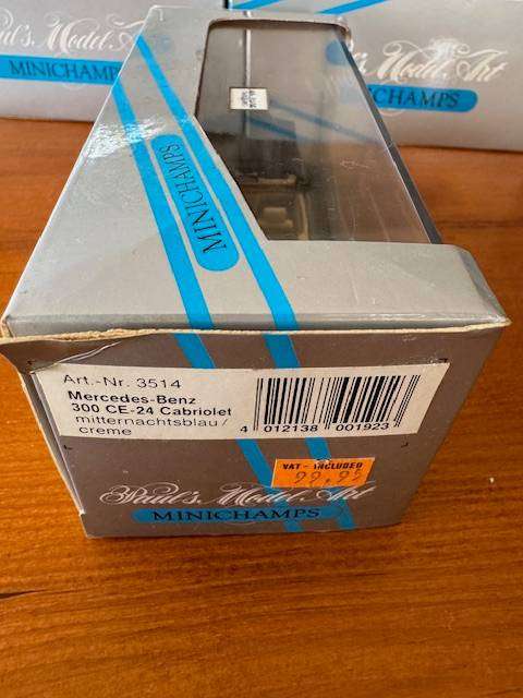 Minichamps - Mercedes Benz 300 CE-24 Cabriolet