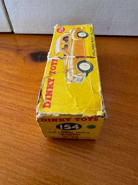 Dinky Toys 154 - Meccano - Hillman Minx Saloon