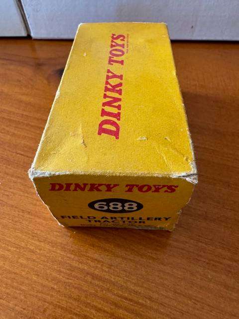 Dinky Toys 688 - Meccano - Field Artillery Tractor