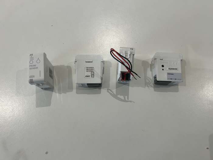 KNX EASY TEMPERATURE/HUMIDITY PROBE SENSOR WHITE GW10762H