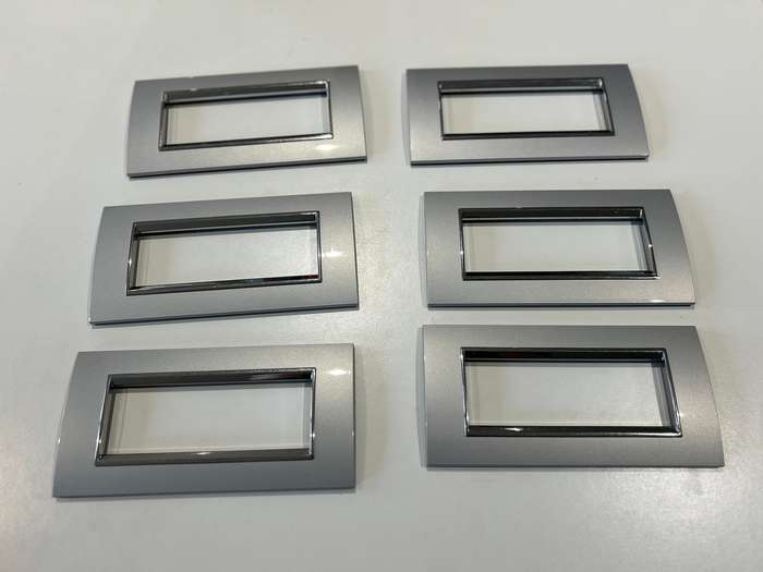 CHORUS LUX 6-GANG COVER PLATE TITANIUM TECHNOPOLYMER GW16206VT