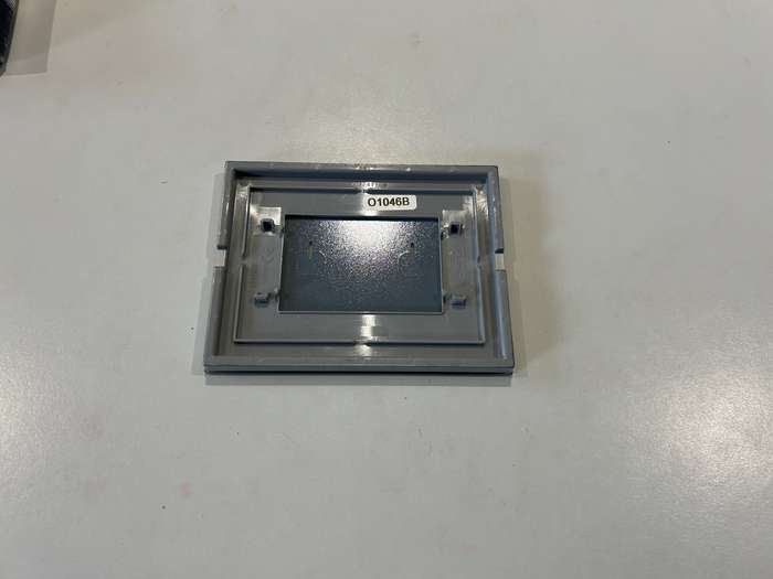TOUCH PLATE 3P TITANIUM 2 SIGNS GW16952CT