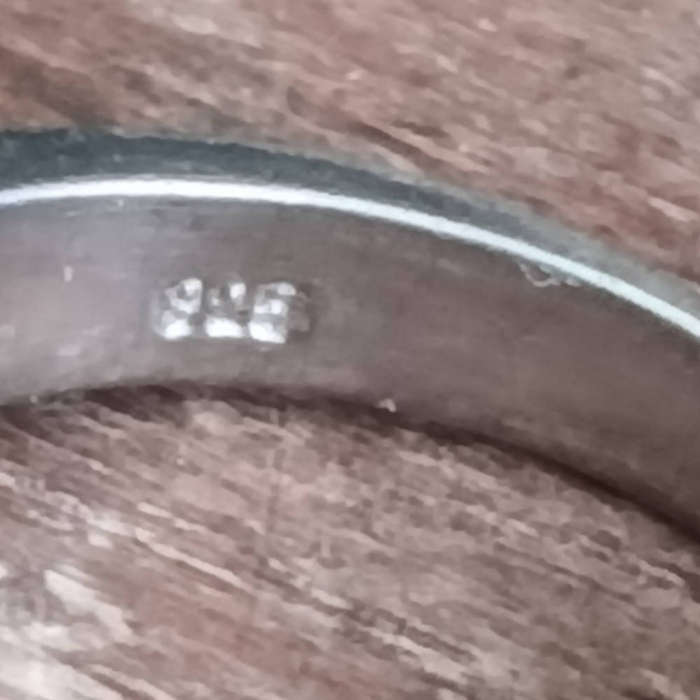 Sterling Silver Ladies Ring with Blue Stone  Marked 925