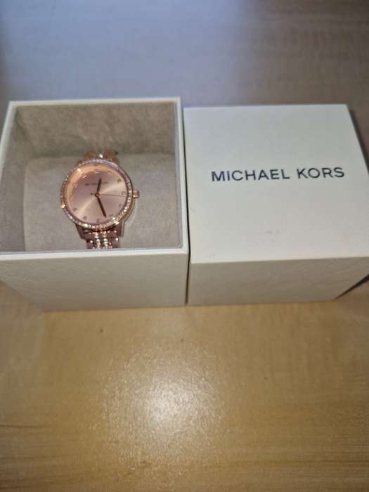 Michael Kors Women's Rose Gold watch in original packaging