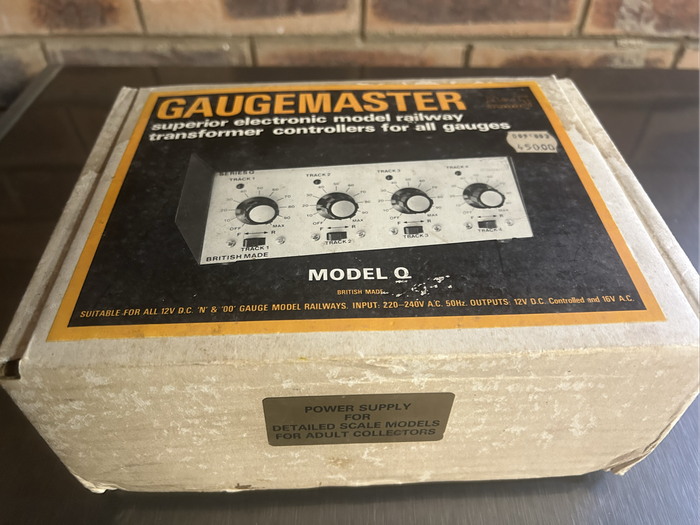 Gauge master controller