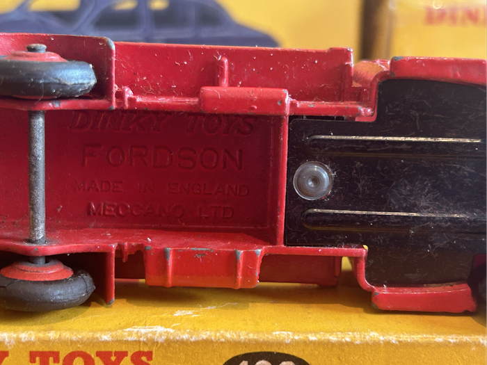 Dinky Toys 422