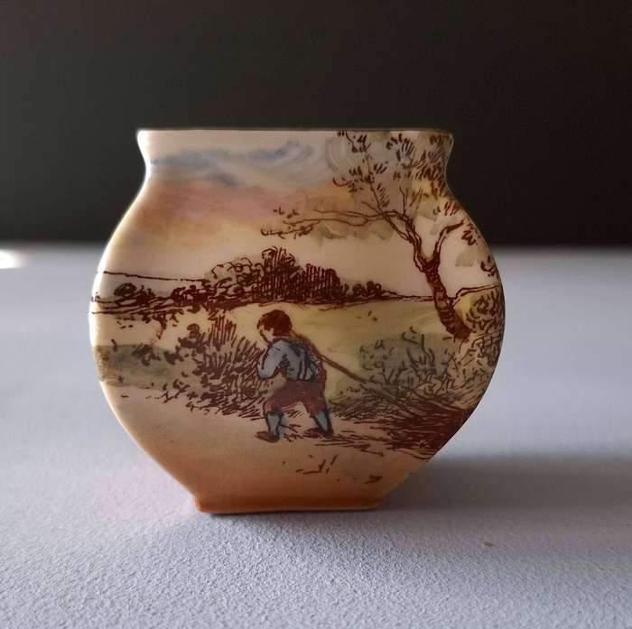 Small Royal Doulton Vase