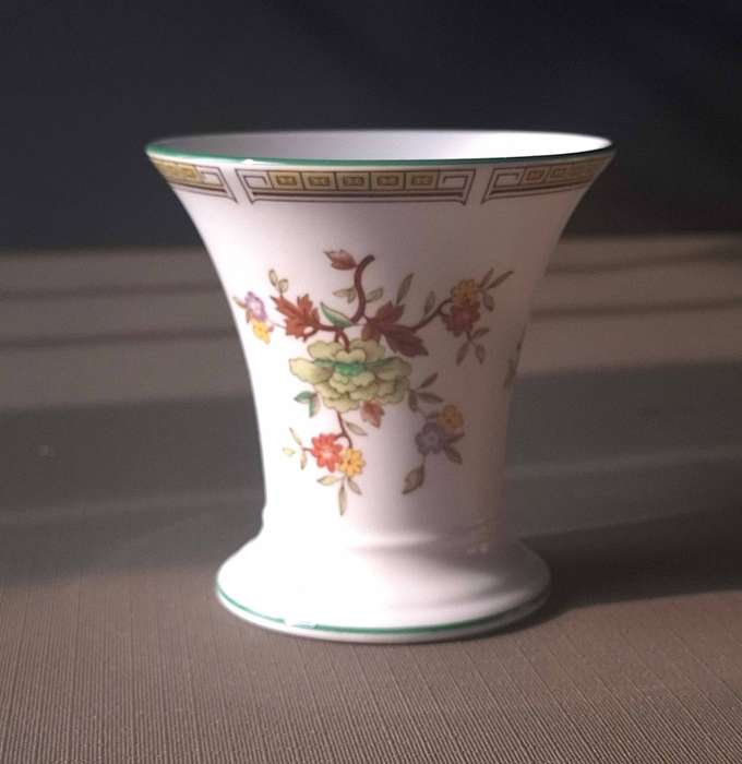 Wedgwood Tamarisk Bone China Small Trumpet Vase