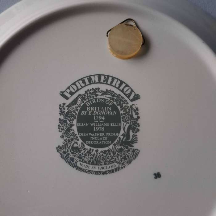 Portmeirion Birds of Britain Magpie Dinner Plate