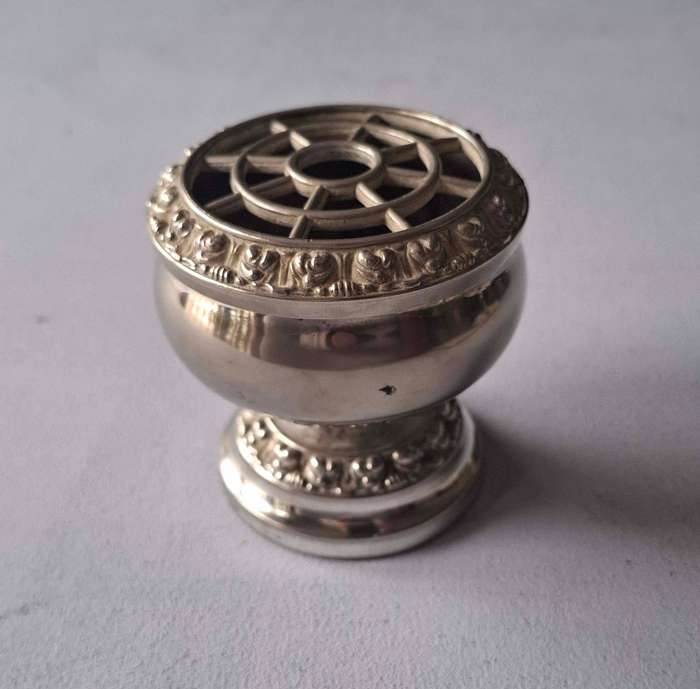 Ianthe Silver Plated Rose Flower Bowl