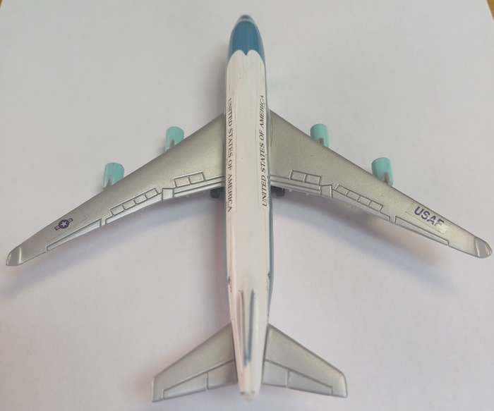 USAF - "AIR FORCE 1" - BOEING 747-200 SCALE 1:500 DIE CAST MODEL