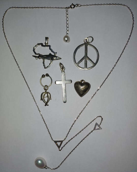 Sterling Silver (925) Pendants & Pearl Chain - Lot