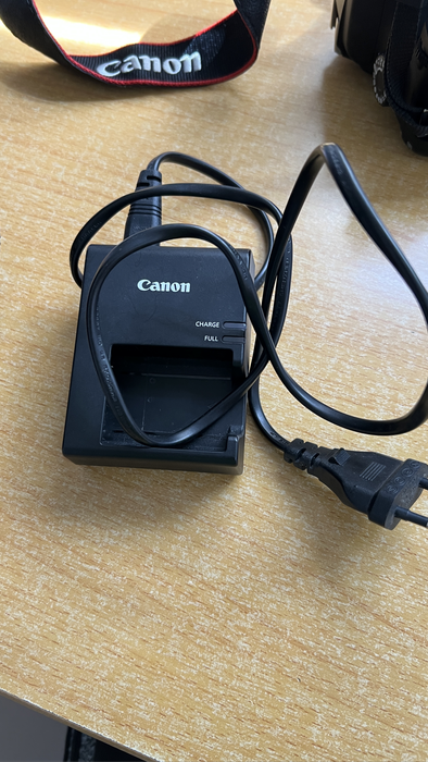 Canon 4000D twin lens bundle