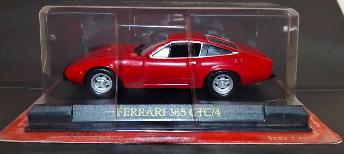 Ferrari 365 GTC/4 Model Car