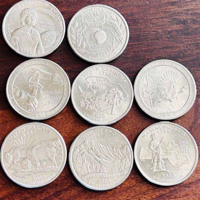 8 x QUATERS American States Collectable Coins