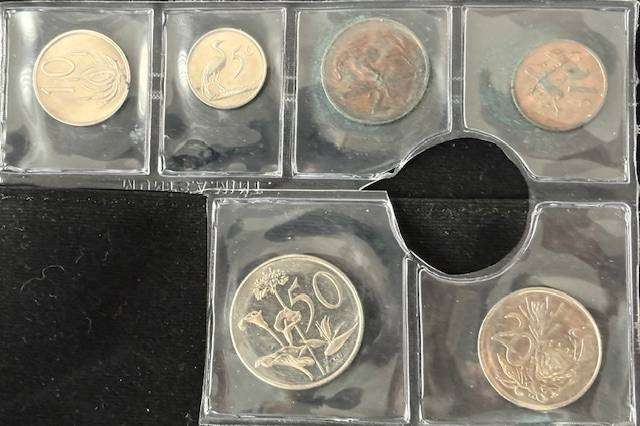 South African 1968 and 1974 partial Uncirculated mint sets without R1