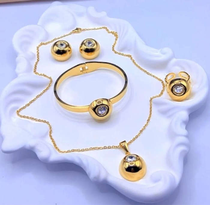 Gold Plated Crystal Necklace Bracelet Ring Earrings Wedding Fashion Jewelry Set