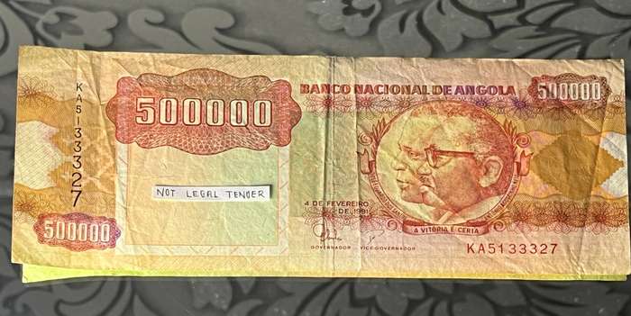 Collector Angola 500,000 Kwanzas Banknote  1991 Issue  José Eduardo dos Santos