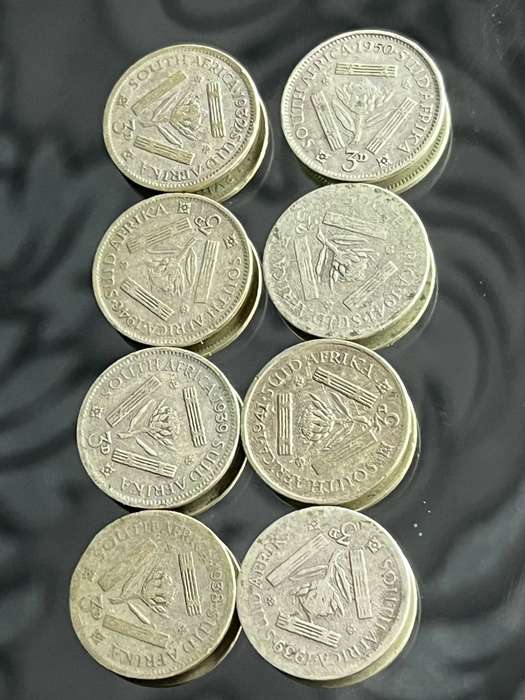 Lot of 8 x South Africa Silver 3 Pence (Tickey) Coins  1930s to 1950s