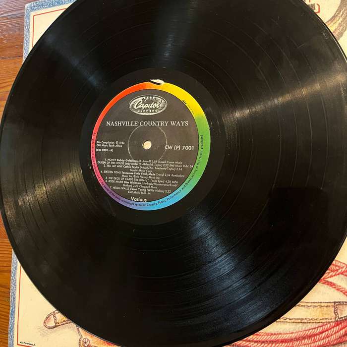 Nashville Country Ways  1983 Country Music Vinyl LP (Capitol / EMI South Africa)