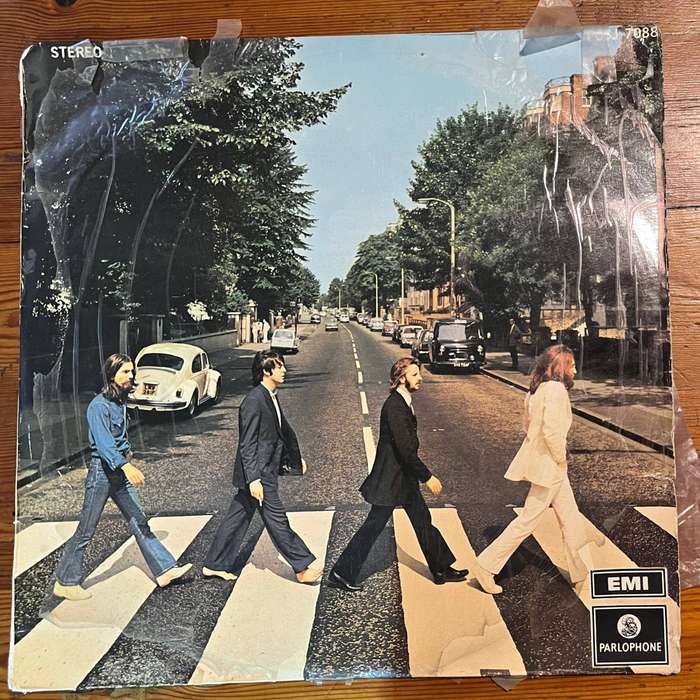 The Beatles  Abbey Road  Iconic 1969 Vinyl  Parlophone  Must-Have for Beatles Collectors