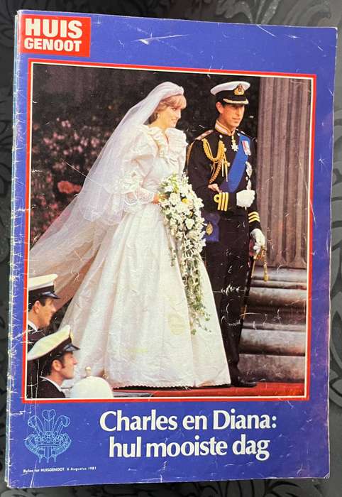 1981 Royal Wedding Collectors Lot  Crown Coin (Charles & Diana) + Huisgenoot Magazine