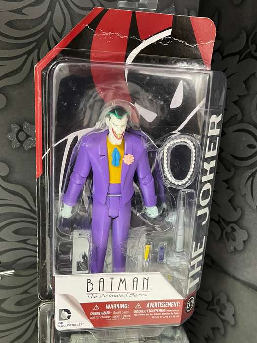 Batman: The Animated Series  The Joker Action Figure (DC Collectibles #05)