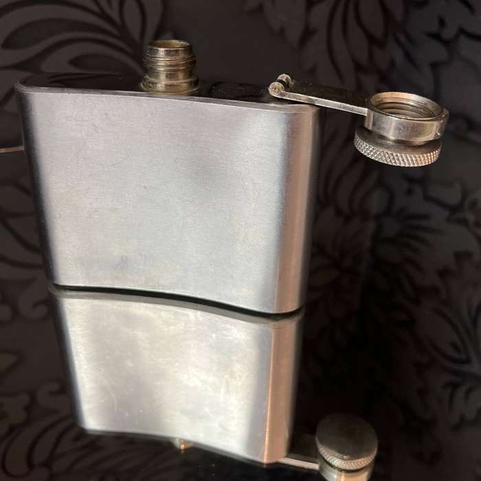 Jack Daniels Old No.7 Stainless Steel Hip Flask  4oz Vintage Collectible