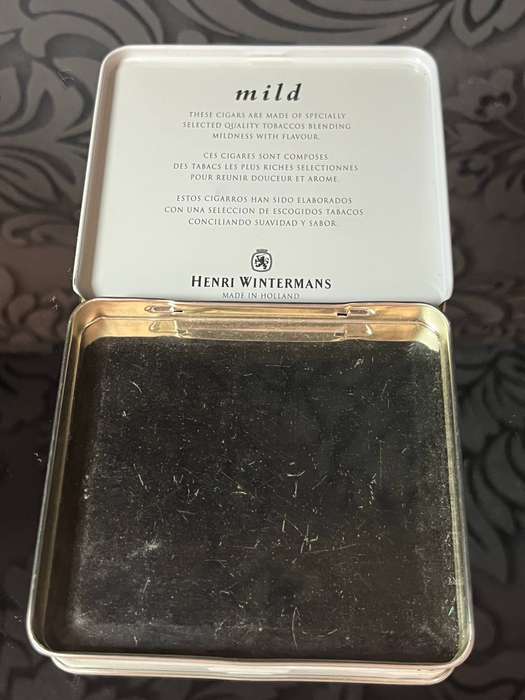 Retro Tobacco Tin  Henri Wintermans Café Crème Mild (Made in Holland)