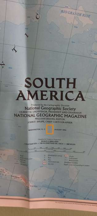 1992 Folded Wall Map of South America Published By National Geographic 51cmx71cm