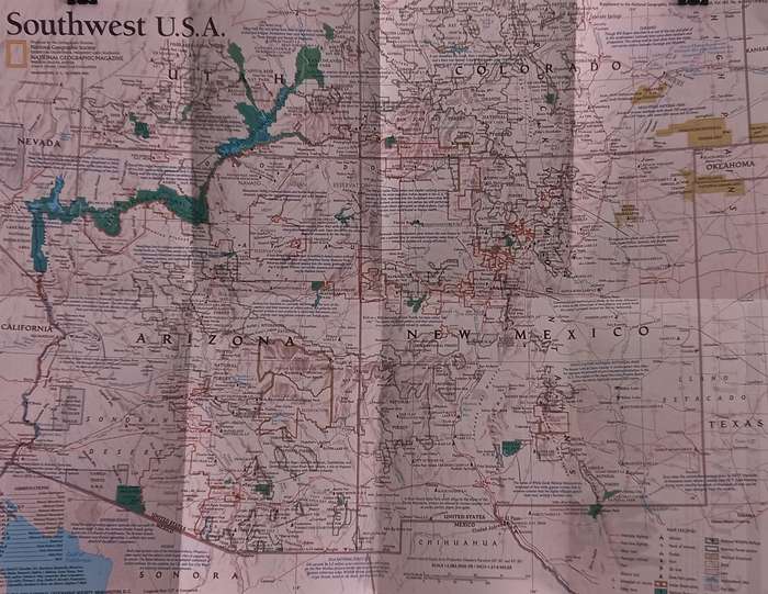 1992 Folded Wall Map of Southwest U.S.A Published By National Geographic 39x51cm