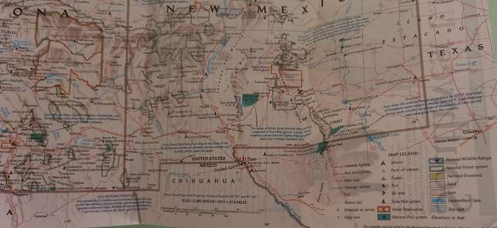 1992 Folded Wall Map of Southwest U.S.A Published By National Geographic 39x51cm