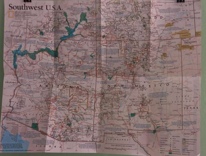 1992 Folded Wall Map of Southwest U.S.A Published By National Geographic 39x51cm