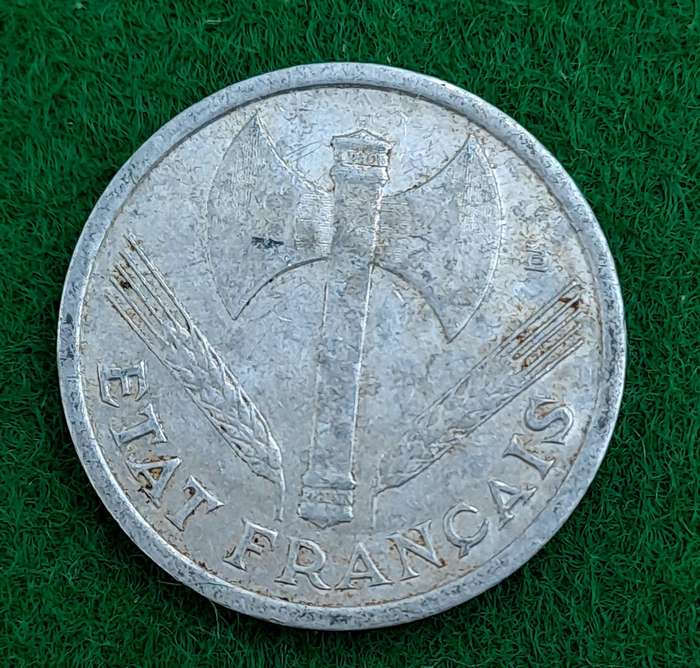 1942 France 1 Franc  -Vichy French State - light type
