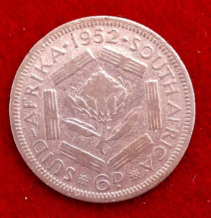 1952 South Africa .500 SILVER 6 Pence -Elizabeth II 1st portrait