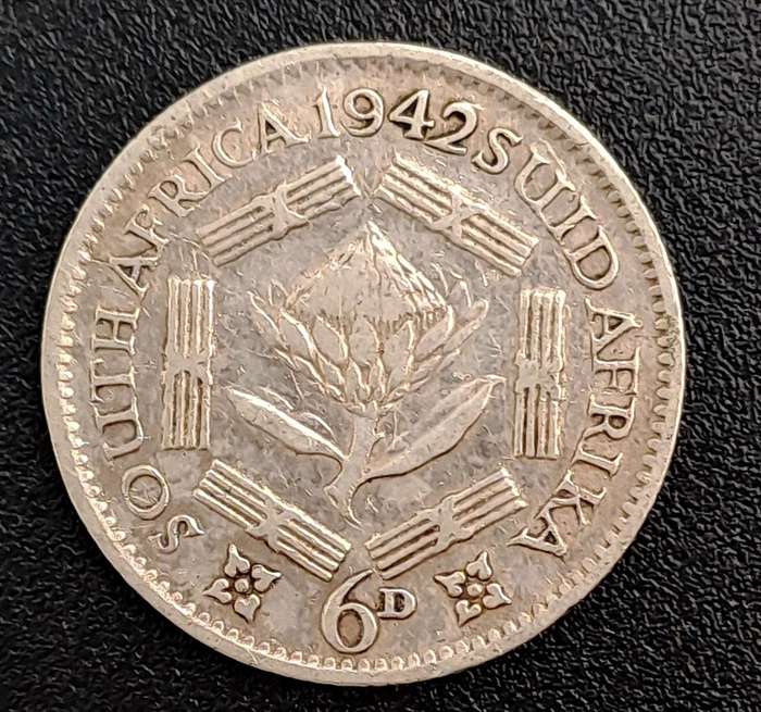 1942 South Africa  SILVER 6 Pence -80% Silver George VI Rex Imperator