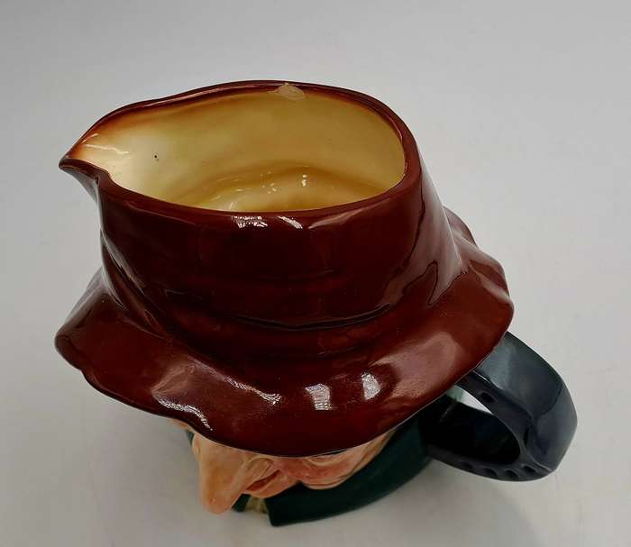 1951 Large Royal Doulton Uncle Tom Cobbleigh D6337 Character Jug /Toby Jug -small chip on inside rim