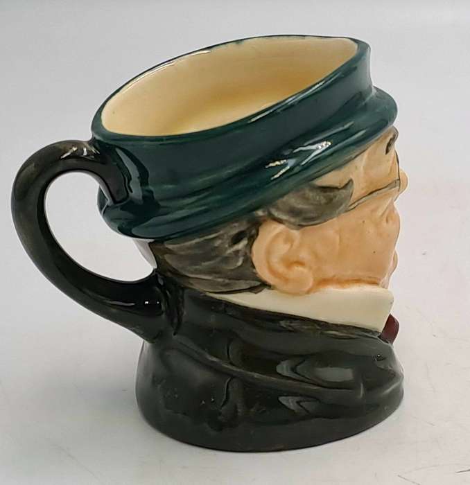 Small Vintage Royal Doulton Mr Pickwick Character Mug /Toby Jug