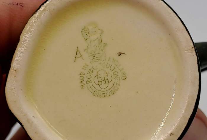 Small Vintage Royal Doulton Mr Pickwick Character Mug /Toby Jug