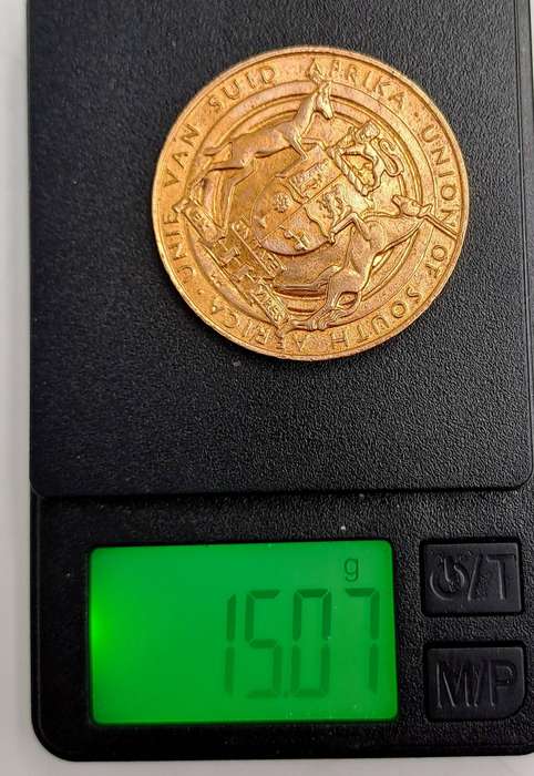 1935 South Africa Union -Medal - King George V and Queen Mary Silver Jubilee